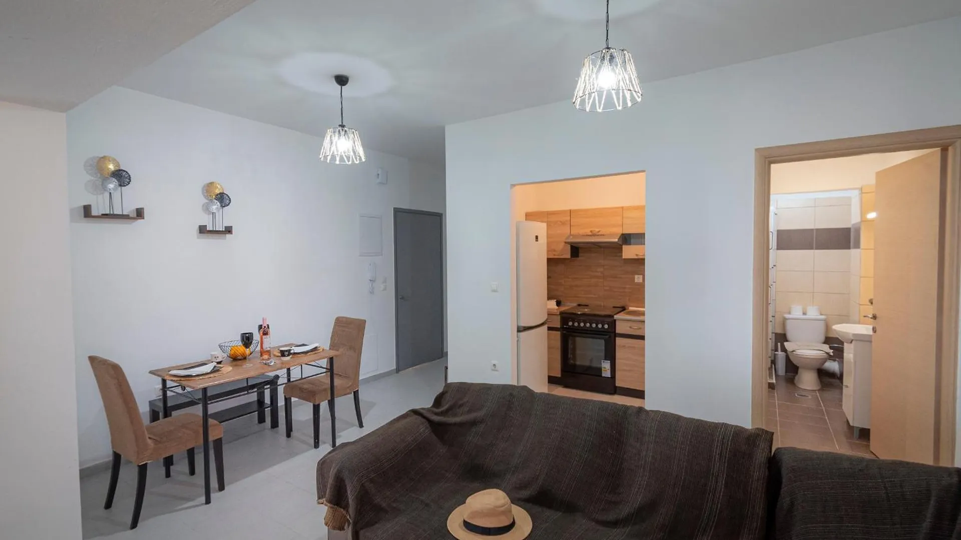 Cinema Flat By Rentalspro - Nea Moudania Halkidiki 0*,  Греция